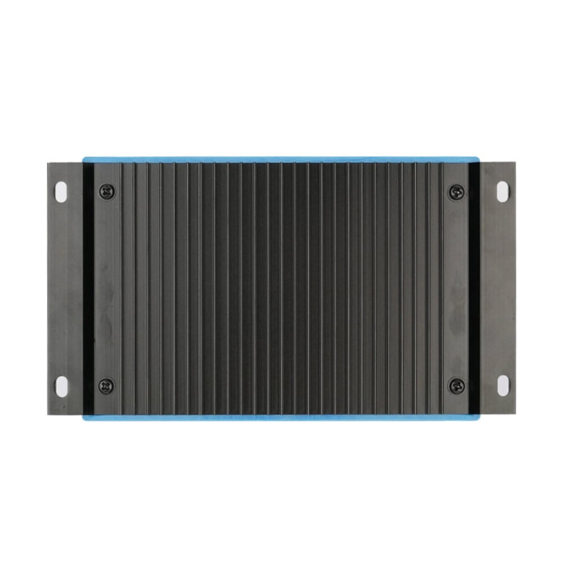 PWM-контролер заряду сонячних панелей Victron Energy BlueSolar PWM-LCD&USB 12/24V-30A